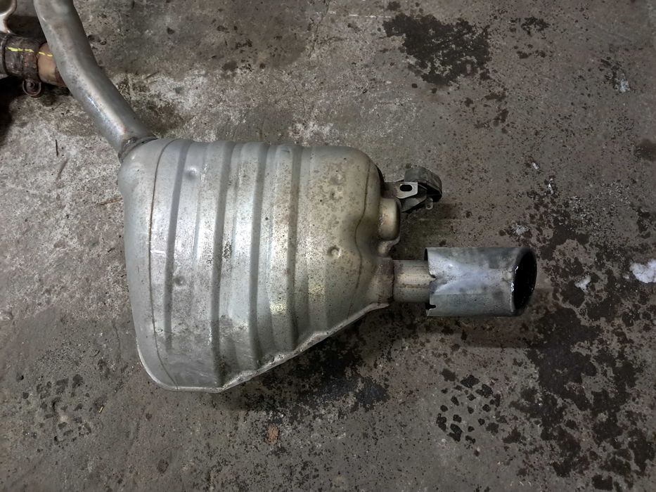 Tłumik wydech końcowy kompletny QUATTRO AUDI A4 B8 A5 8T 1.8 2.0 TFSI