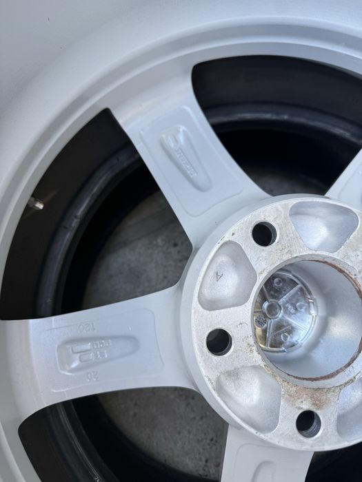 Диски 18 5.120 ЕТ20 8jx18H2 BMW E60 E39