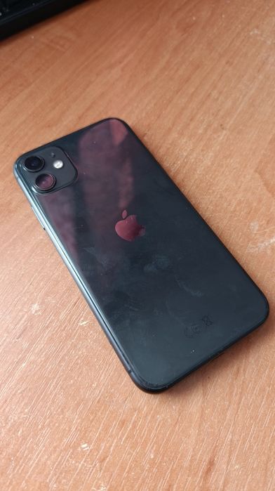 Айфон 11 на запчасти