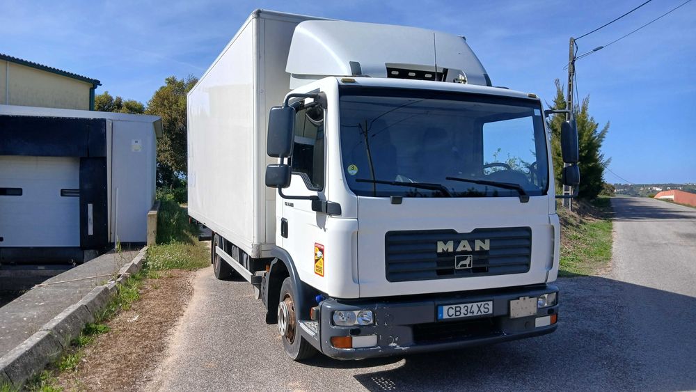MAN TGL 8.180 Camião com 3 lugares