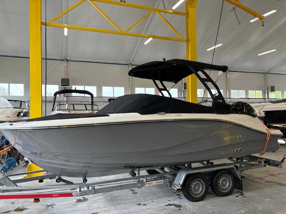Bayliner V20 + Mercury V6 200 KM - Augustów