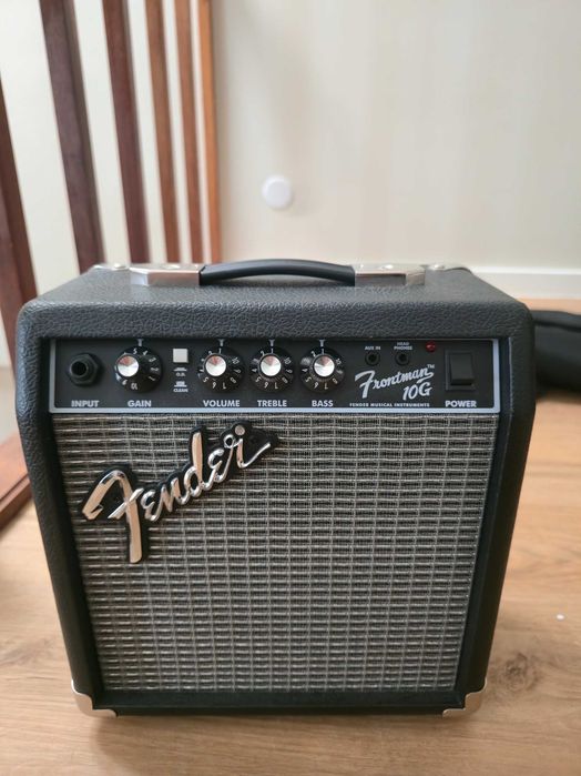 Amplificador Fender Frontman 10G & Fender Original Series 3m Daphne Blue