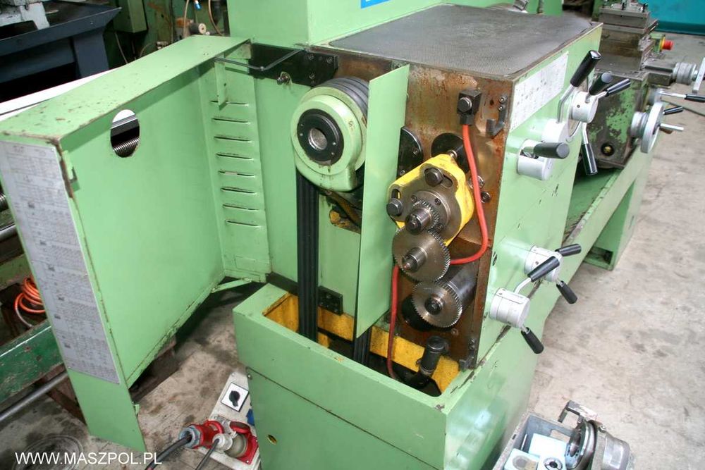 Tokarka TUM 35D1 x 1000 - FAMOT - SUPER STAN - FILM