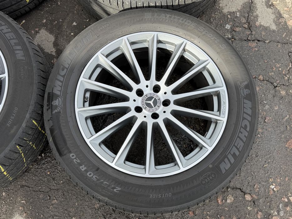 Оригинальные диски Mercedes AMG R20 с летней резиной michelin 275/50