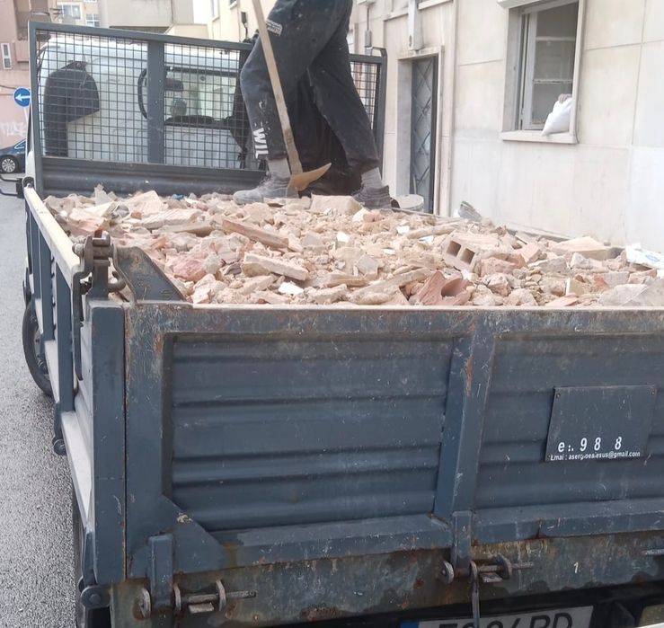 CONTENTORES e CARRINHAS p/ recolha de resíduos entulho e lixo de obras