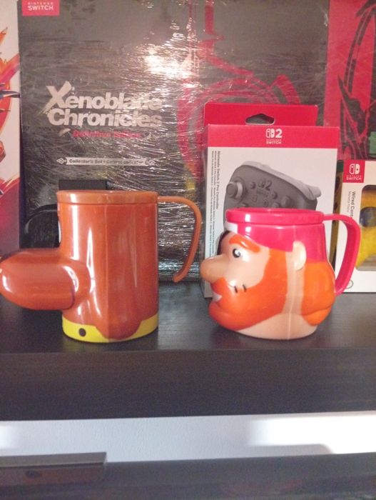 Conjunto de canecas antigas doa gelados Olá