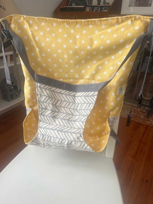 Cadeira de bébé em tecido, de fácil transporte