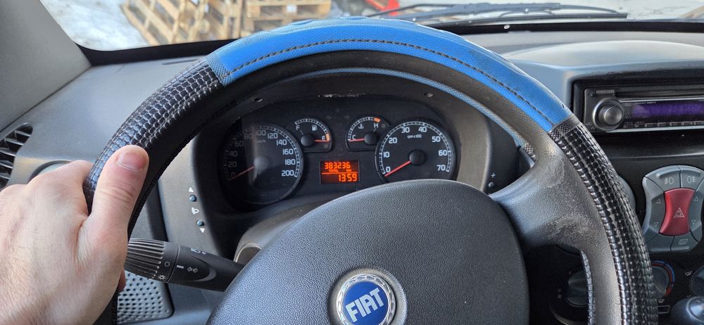 Продам фіат добло