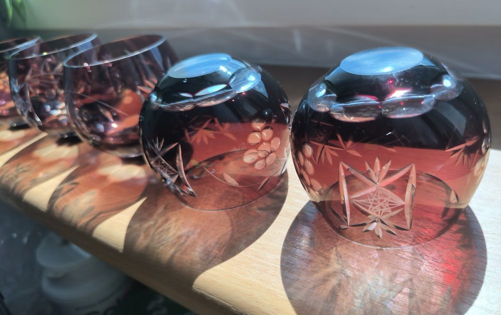 Kryształowe kieliszki stemless