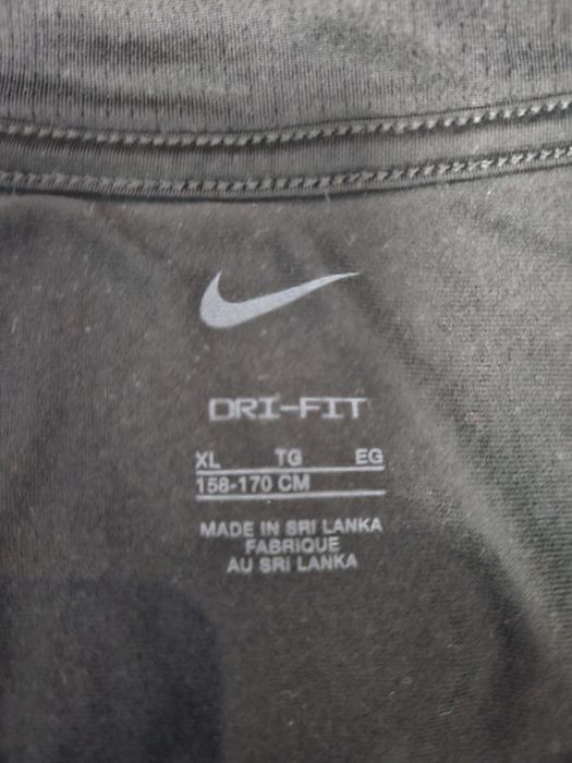Спортивна кофта Nike