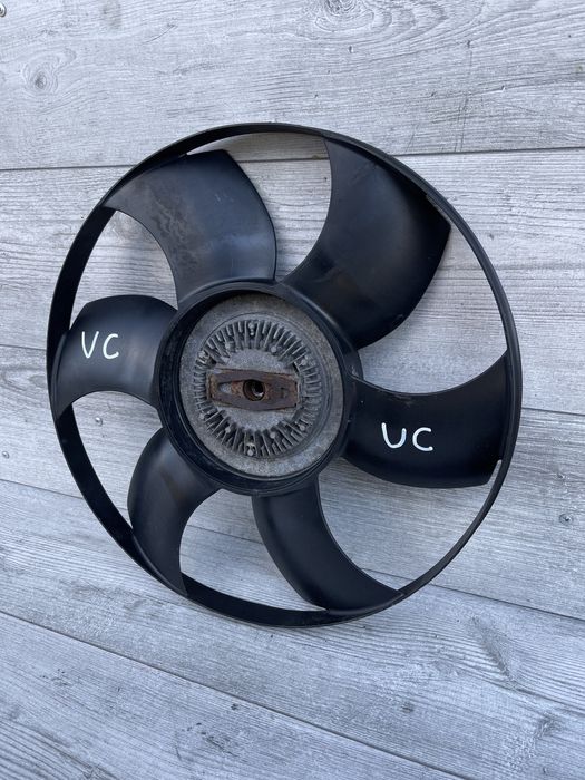 Вентилятор радіатора віскомуфта охолодження Volkswagen Crafter 2.5