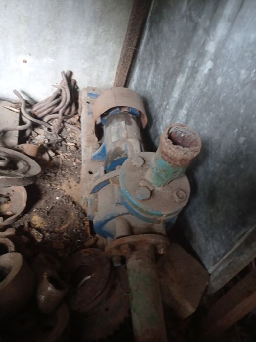 Насос водяний бу