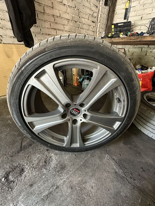 Felgi z oponami 5x112 R18 Audi