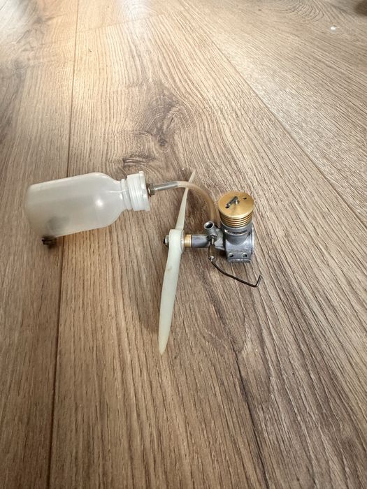 Silnik modelarski EGA PRL zabytkowy