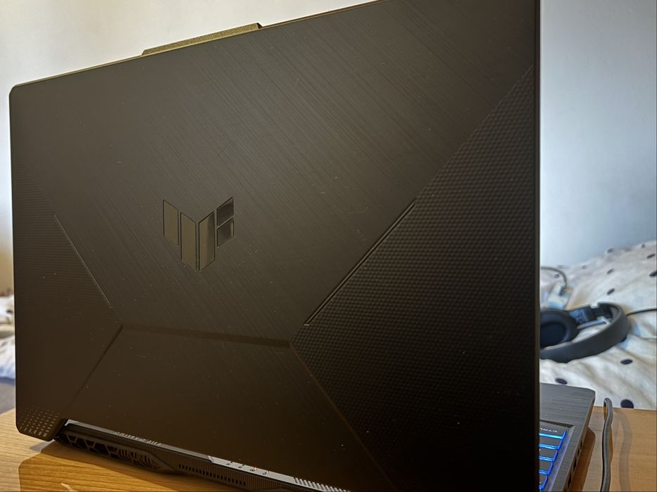 Laptop Asus TUF Gaming F15 FX506 i5-11400H/16GB /512GB/RTX3050 / 144hz
