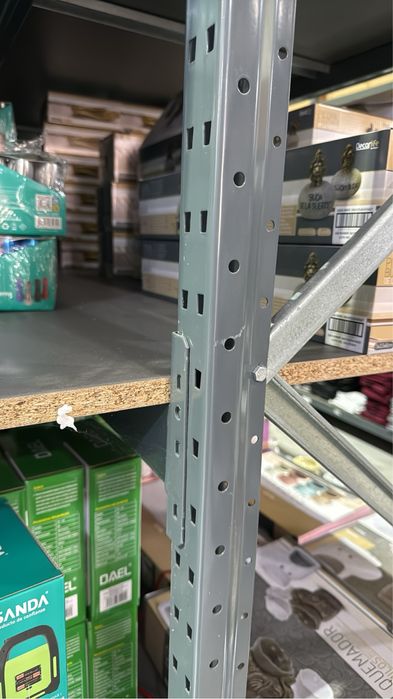 Extantes para armazem como nova