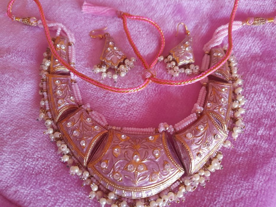 Ancient replica of jewelry originating from INDIA
