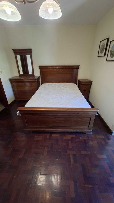 Moveis de quarto cerejeira Maciça