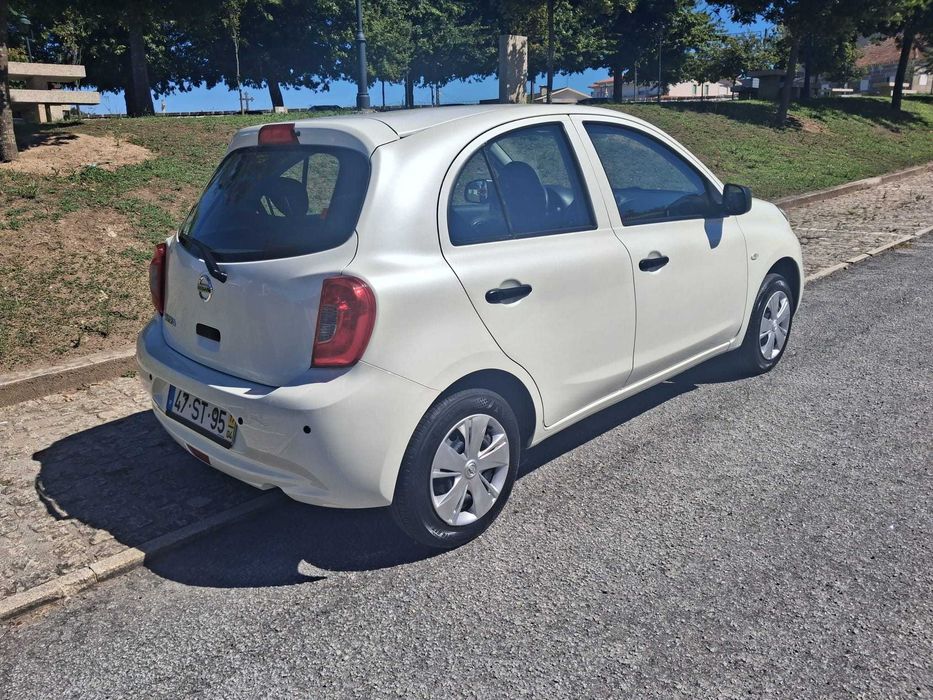 Nissan Micra - Gasolina - Abril - 2017