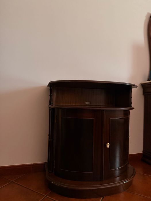 Quarto completo (madeira)