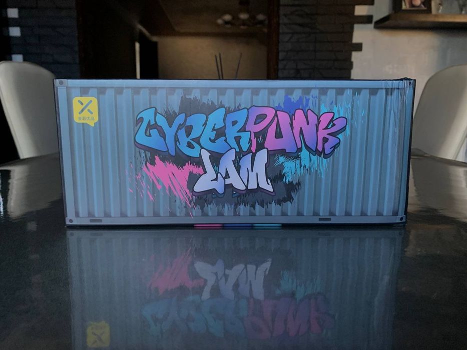 Машинка конструктор в стиле CYBERPUNK.
Масштаб 1:14