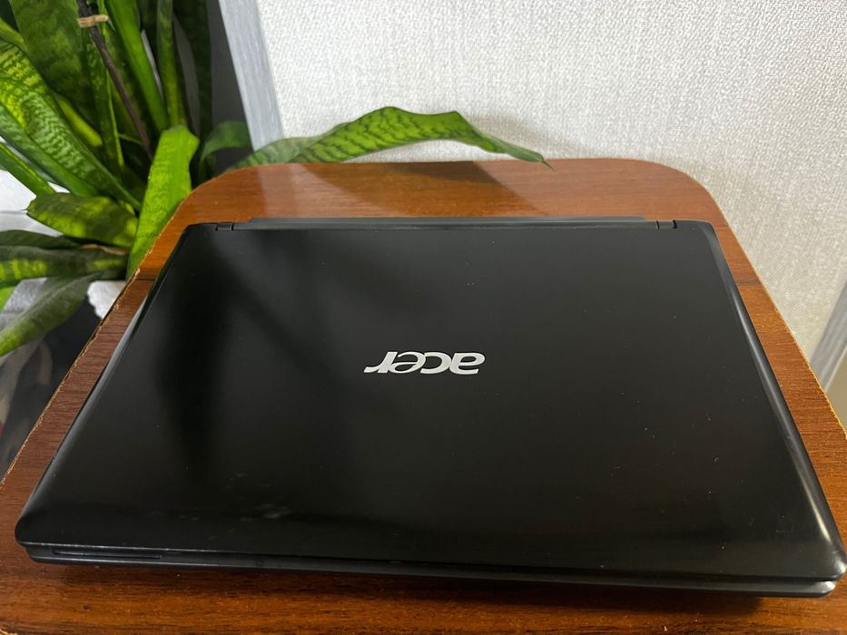 Ноутбук acer Aspire one