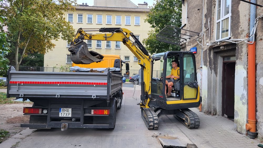 Usługi Minikoparką wiertnica młot koparka Warszawa Wilanów Marki