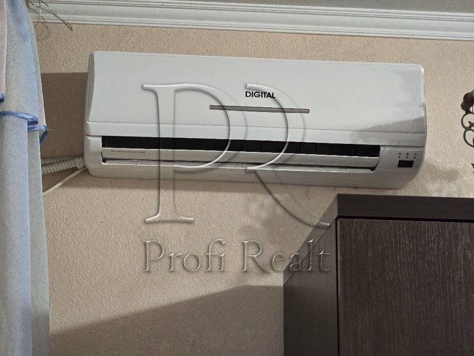 Продаж 2 кімн. квартири на Теремках вулиця Луценка 5