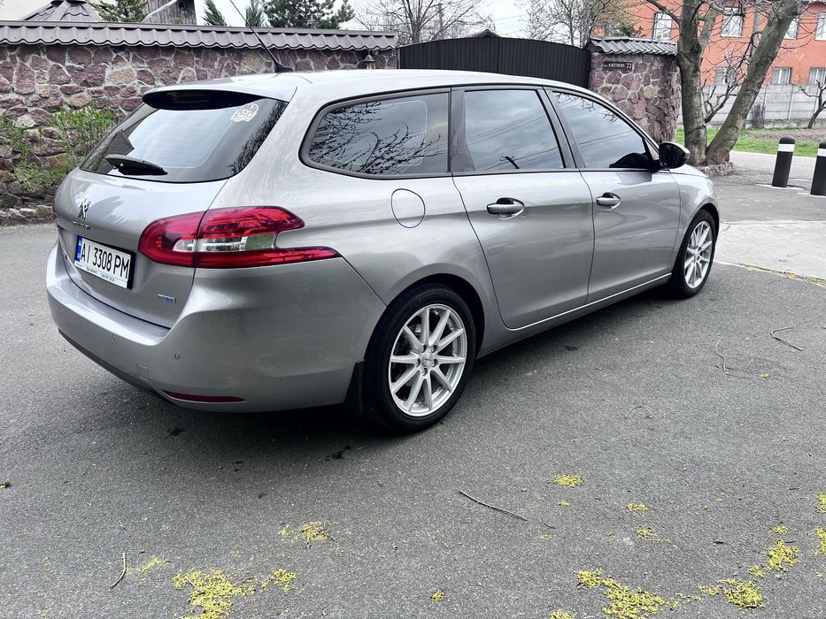 Peugeot 308 2015 1.6 BlueHdi МТ (120 к.с.) Start/Stop • Active