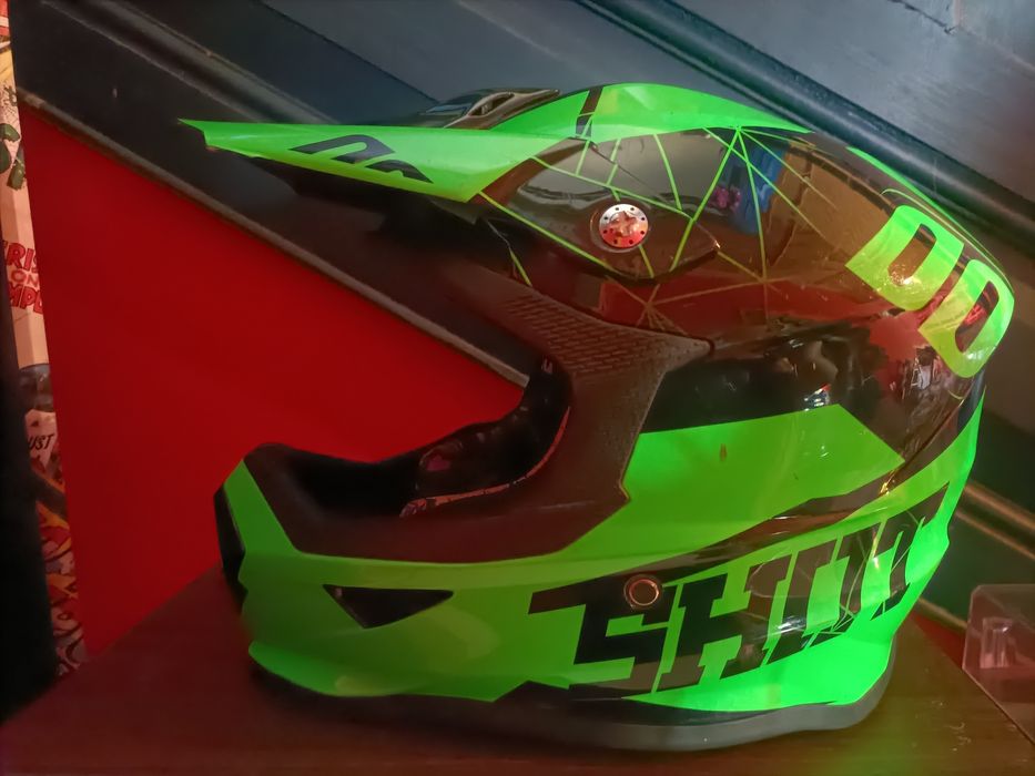 Capacete shot bom estado