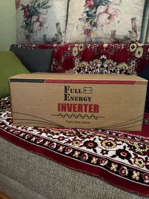 Гібридний однофазний інвертор