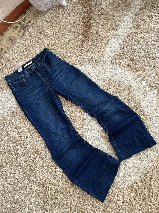 Джинсы Levis Bootcut