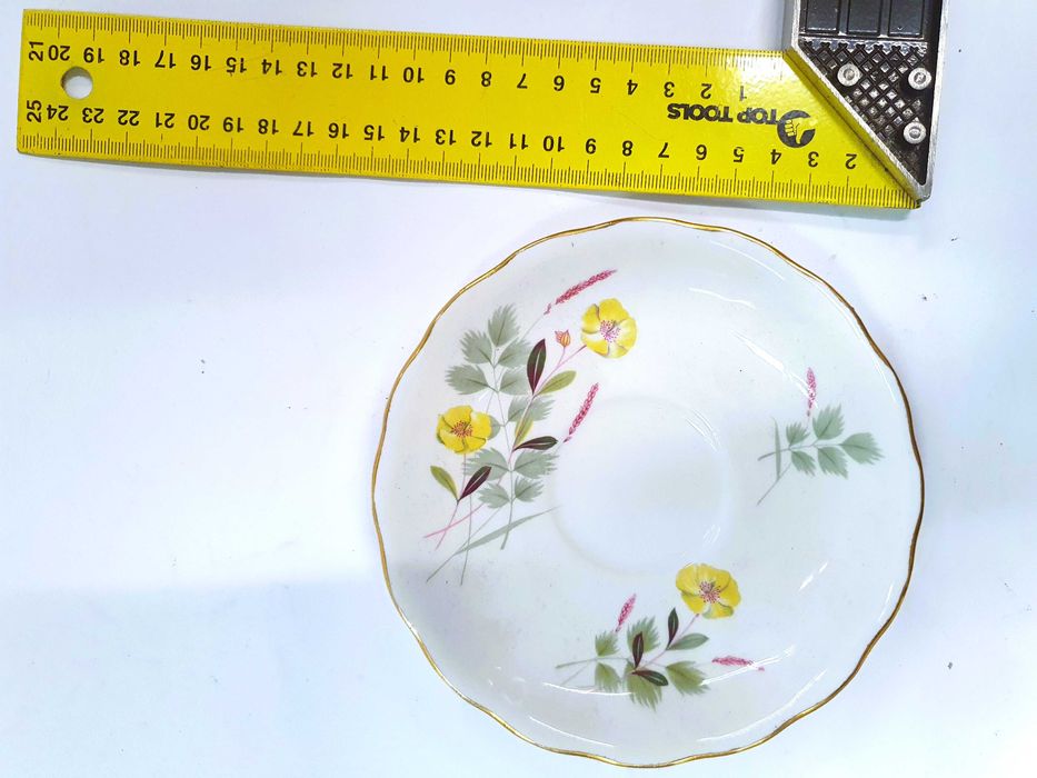 ROYAL VALE . Por. Patera filiżanka trio zestaw śniadaniowy 4 elementy