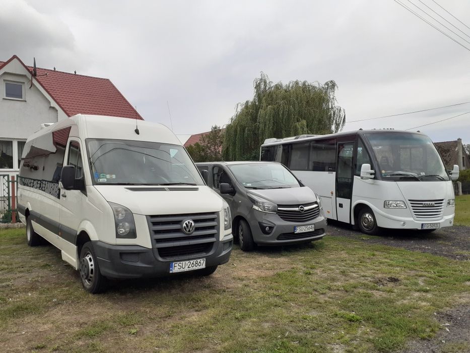 Przewóz osób w komfortowych warunkach  od 1 do 30 osób.