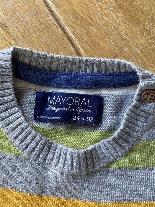 Nowy śliczny sweterek chłopięcy Mayoral 92cm