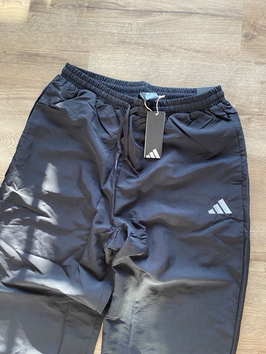 Нейлонові штани на утяжках Adidas