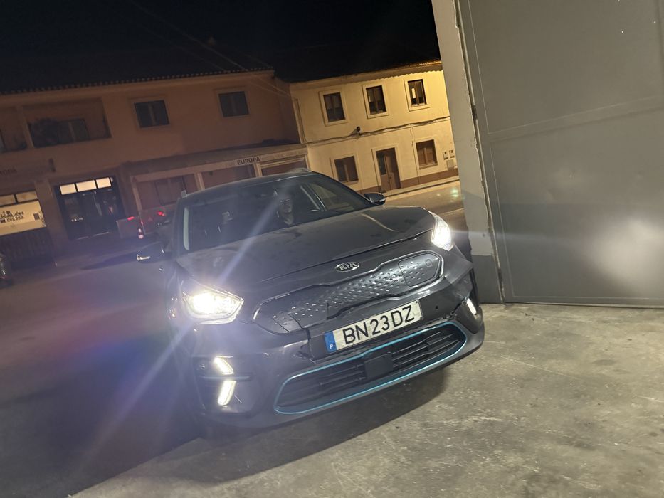 KIA NIRO ELECRTICA 204 CV 150 kw (RESERVADO)