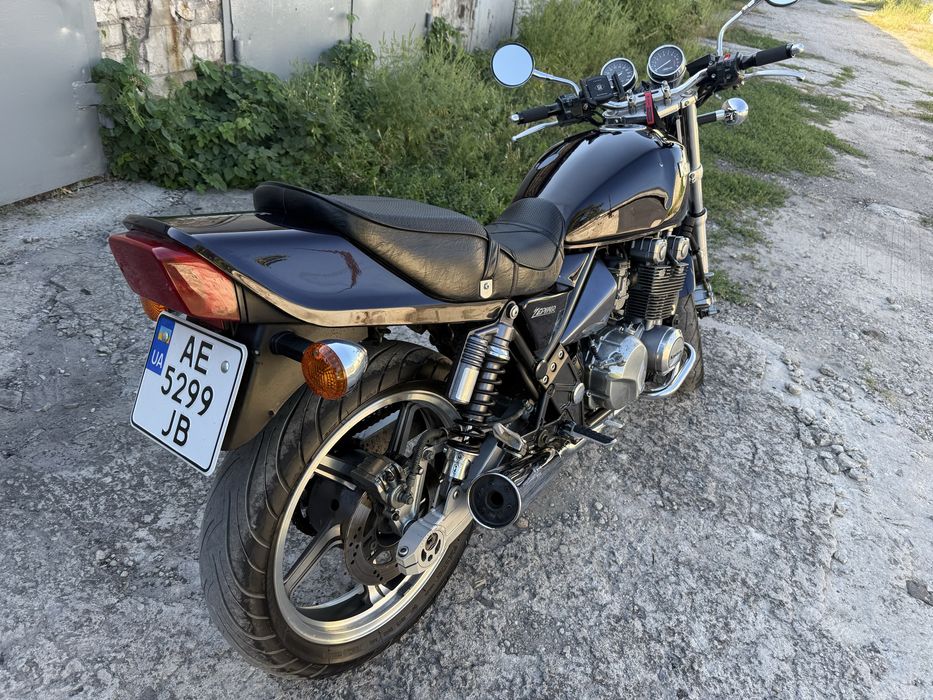 Продам мотоцикл kawasaki zr550 кавасаки