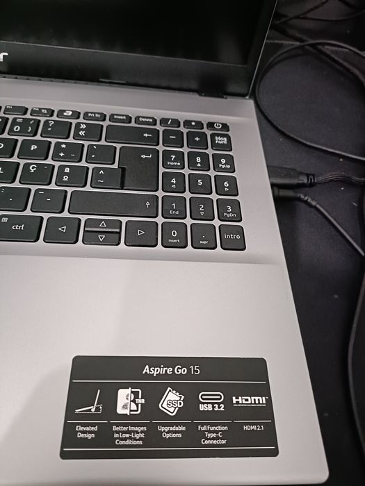 Computador portátil Acer ryzen 5 16 gb RAM