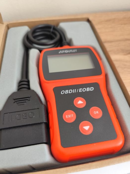 Skaner diagnostyczny OBD2 AUTOUTLET