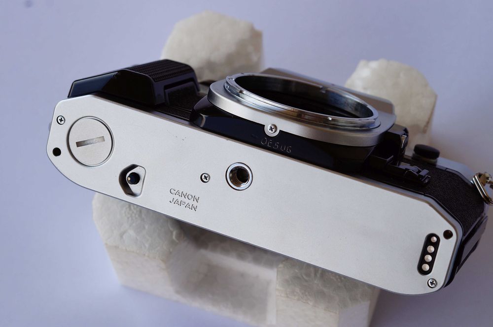 Aparat Canon AE-1 PROGRAM piękny
