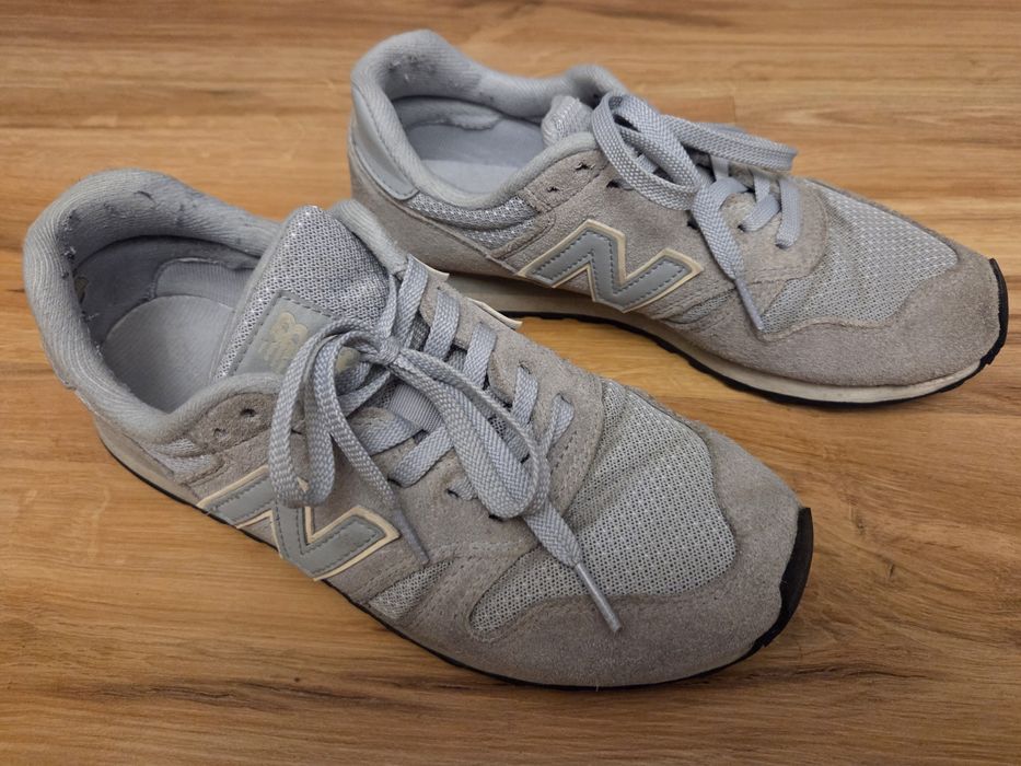 Damskie buty New Balance, r. 38