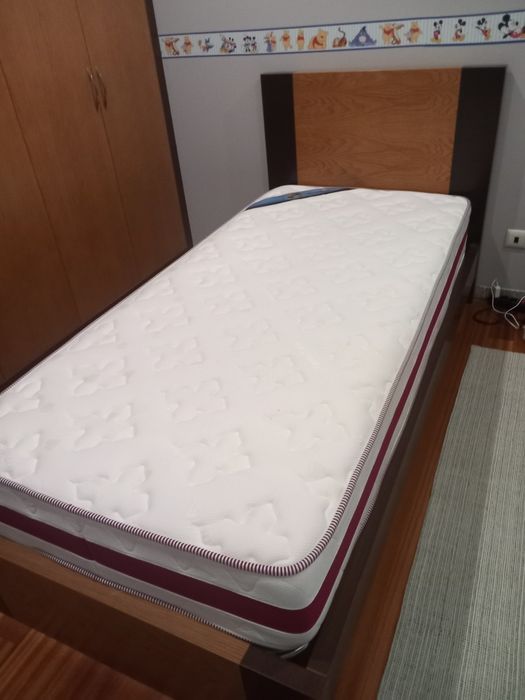 Cama de solteiro