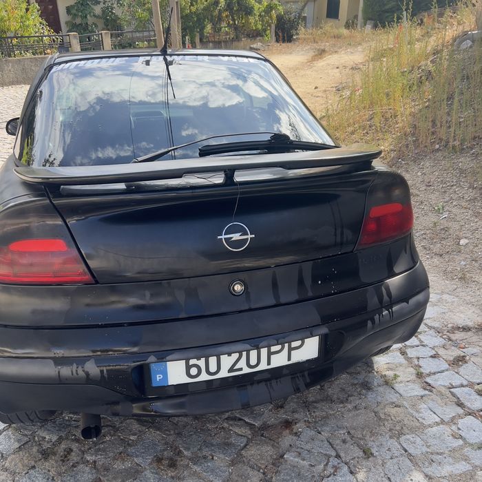 Opel tigra em boas condições