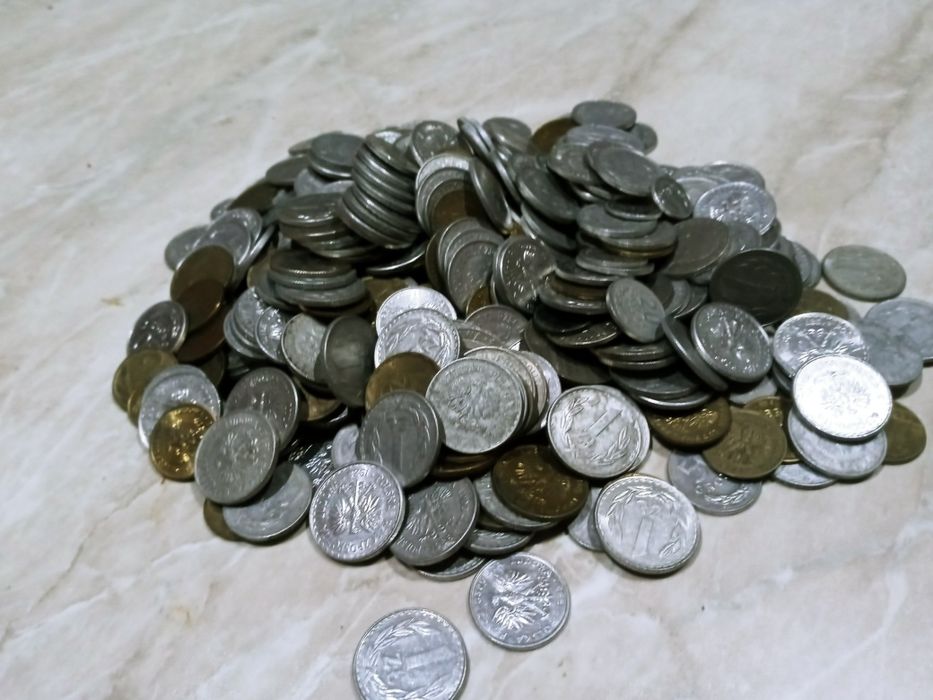 Zabytkowe polskie monety PRL/Zamiana na zegarki