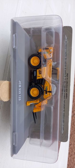 Volvo,  JCB,  Liebherr, Dynapac ; escala  1/72