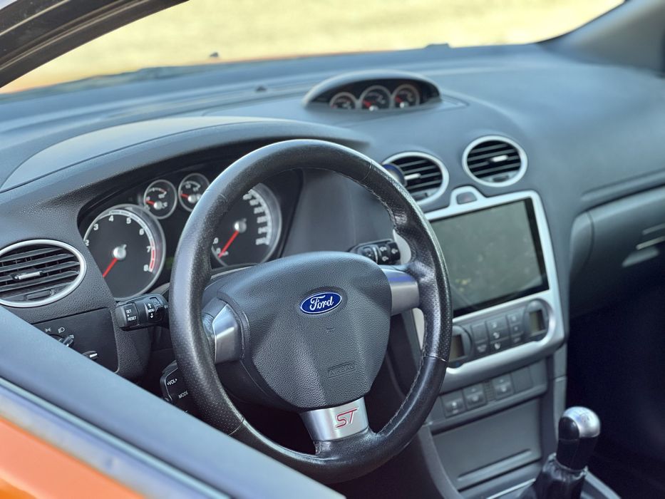 Ford Focus ST 2.5 Turbo 5 cilindros