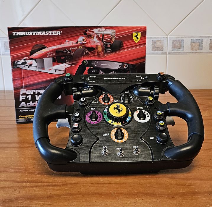 Volante Thrustmaster Ferrari F1
