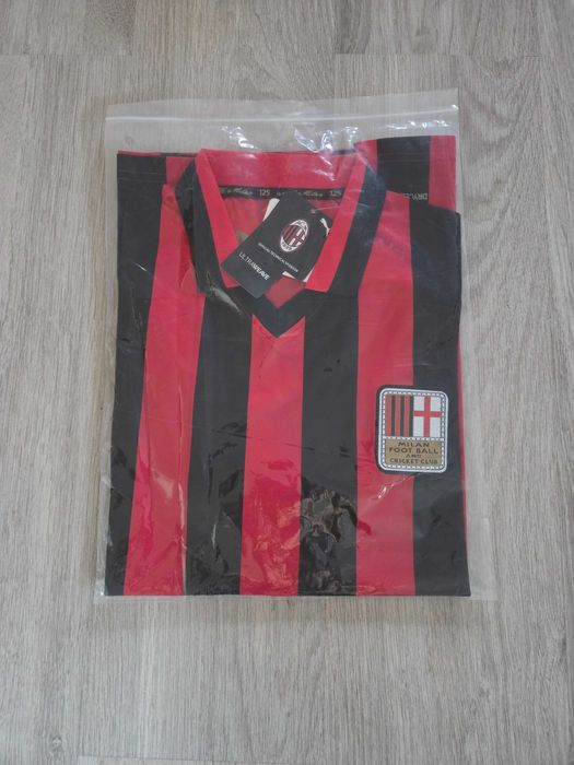 Camisola Milan 125 anos especial