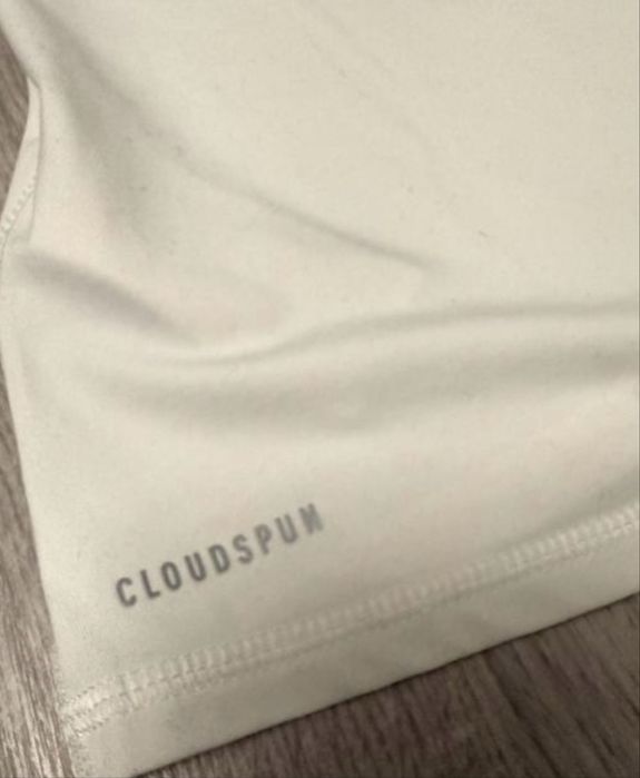 Новая Puma белая оригинал футболка пума,біла жіноча футболка